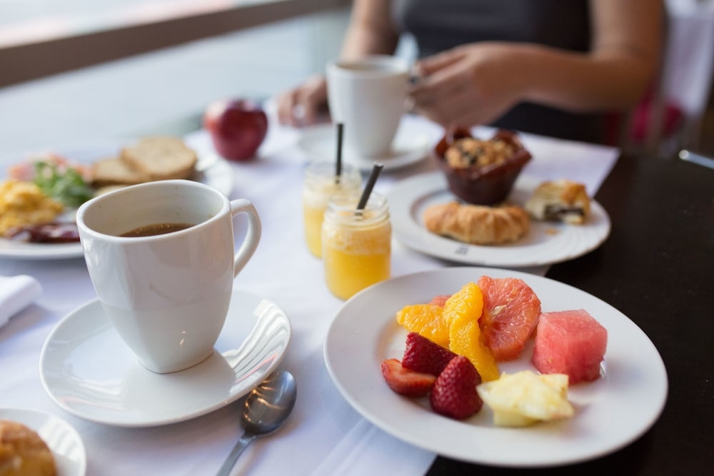 뷔페 아침 식사