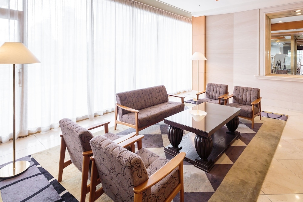 로비 좌석 공간