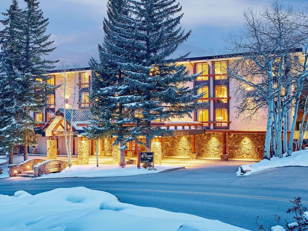 숙박 시설 내 편의 시설/서비스