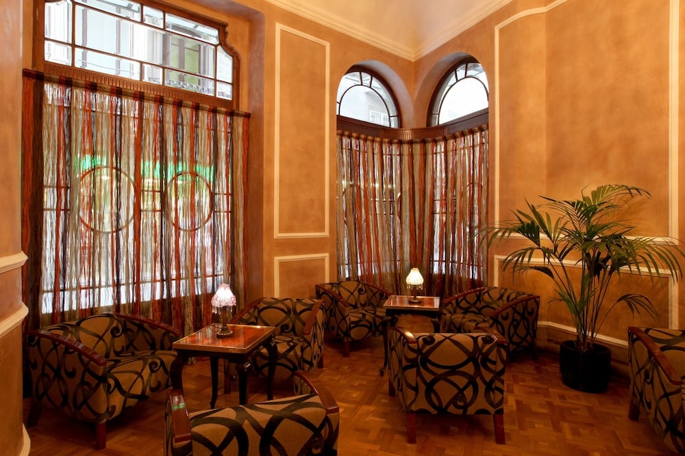 로비 좌석 공간