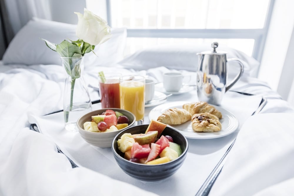 룸서비스 - 식사