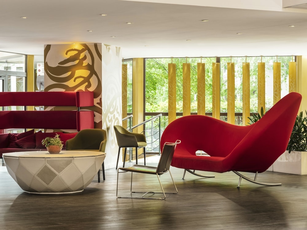 로비 좌석 공간