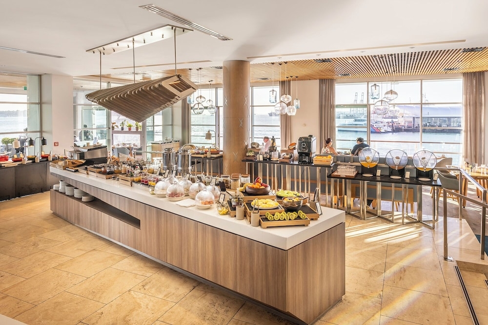 뷔페 아침 식사