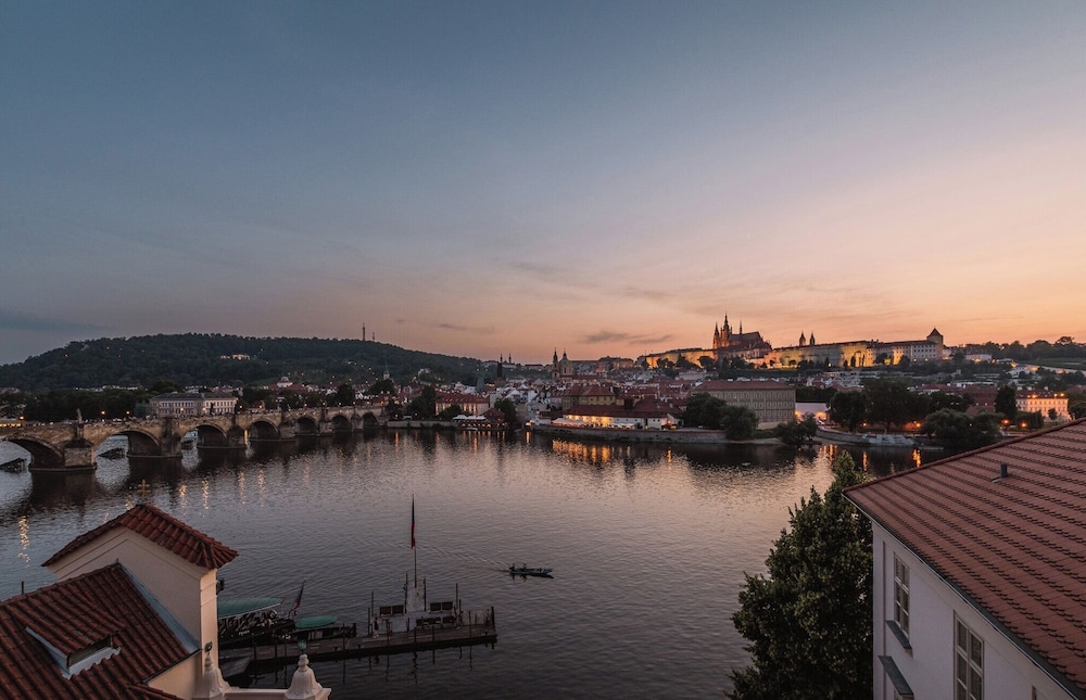 숙박 시설의 전망