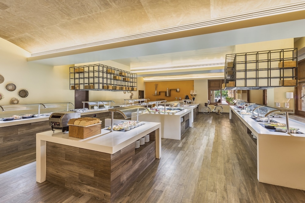 뷔페 아침 식사