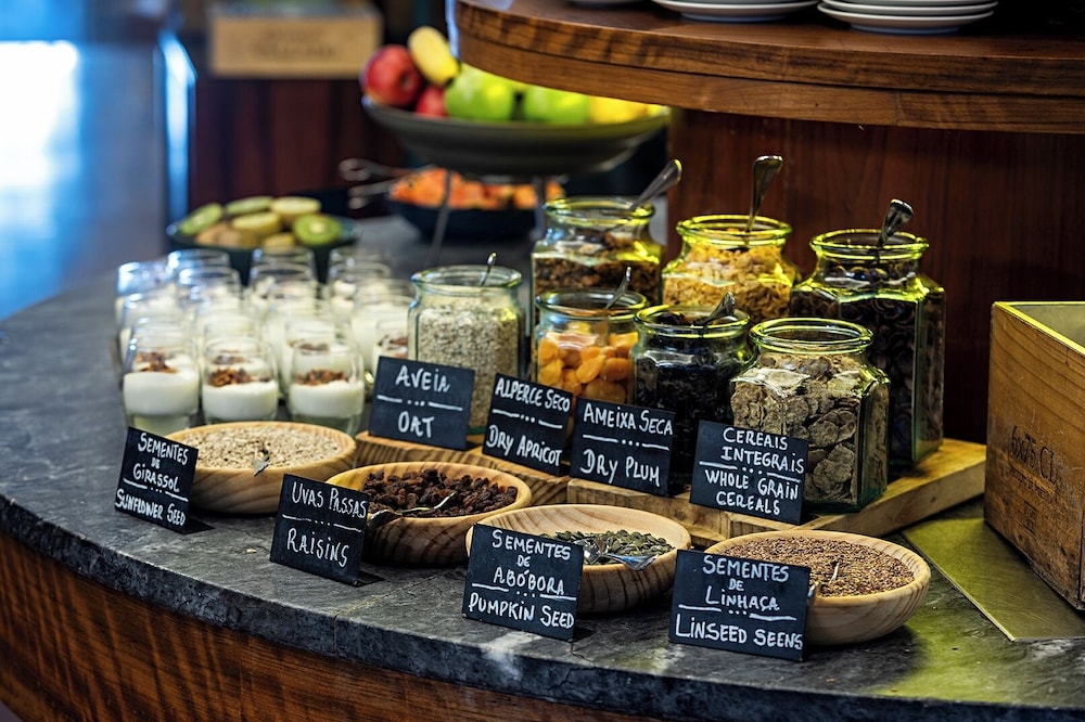 뷔페 아침 식사