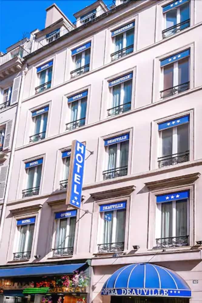 숙박 시설 정면