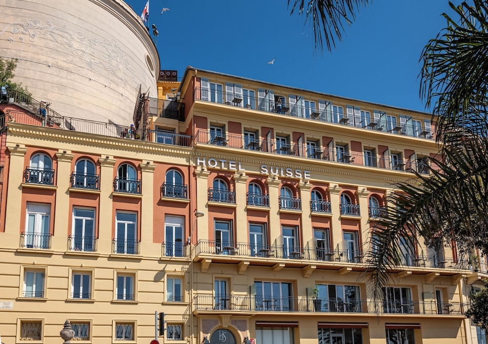 숙박 시설 정면