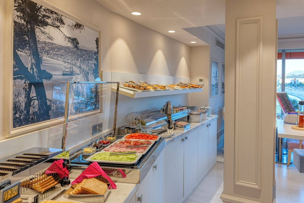 뷔페 아침 식사