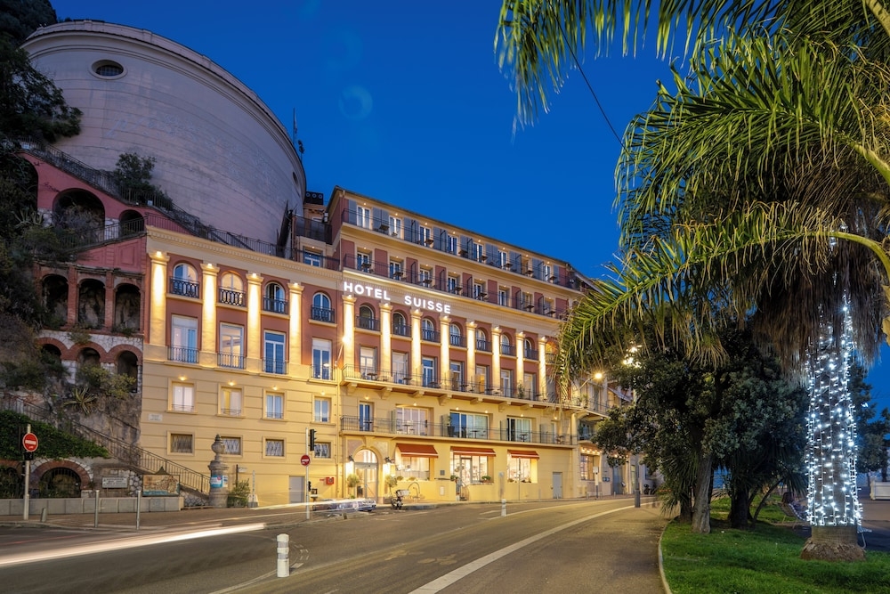 숙박 시설 정면