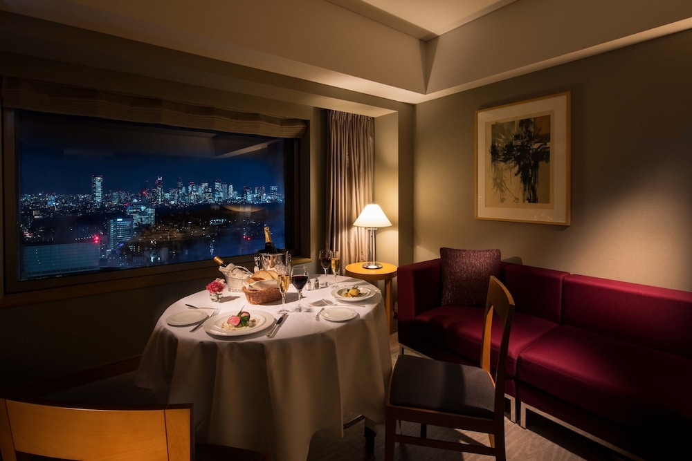 룸서비스 - 식사