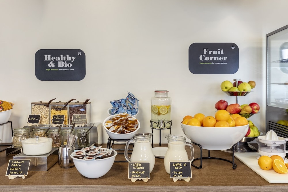 뷔페 아침 식사