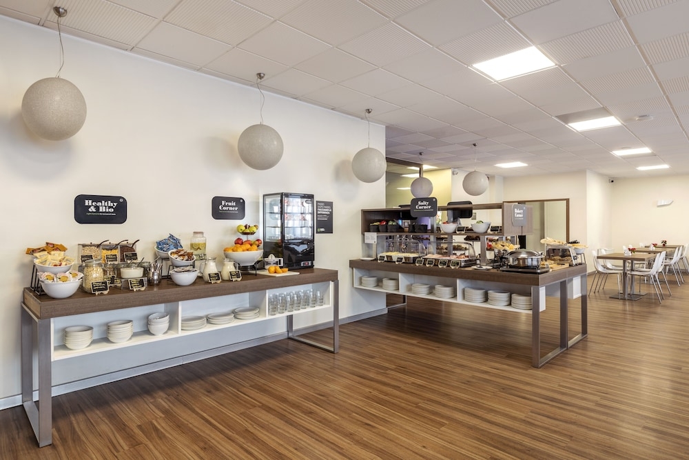 뷔페 아침 식사