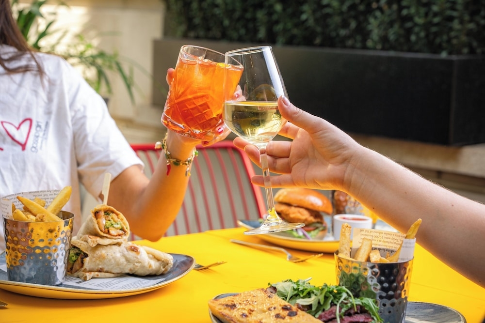 바(숙박 시설 내)