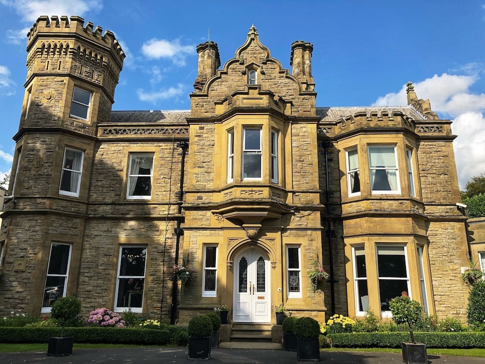 숙박 시설 정면