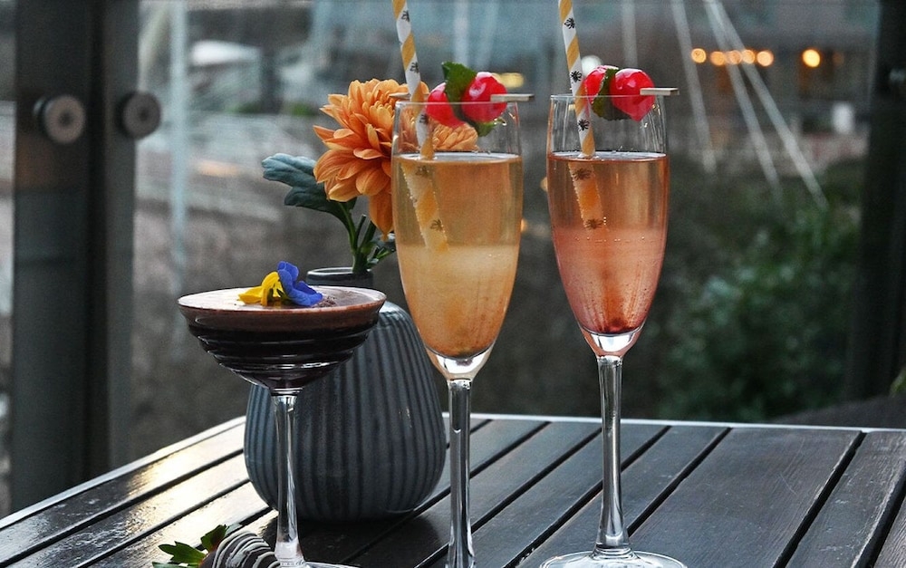 바(숙박 시설 내)