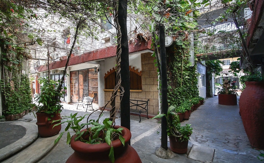 숙박 시설 구내