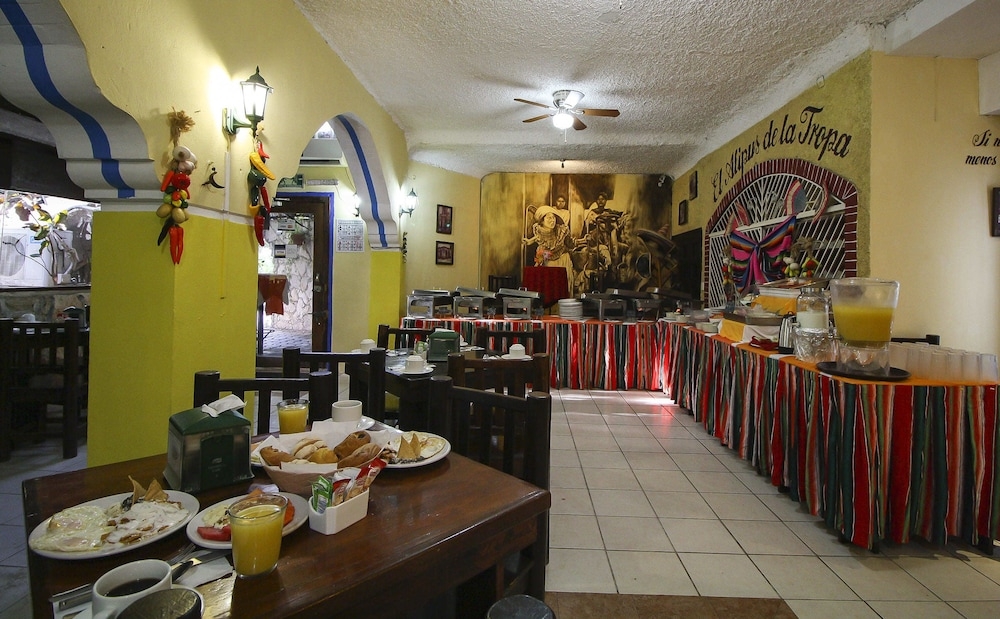 뷔페 아침 식사