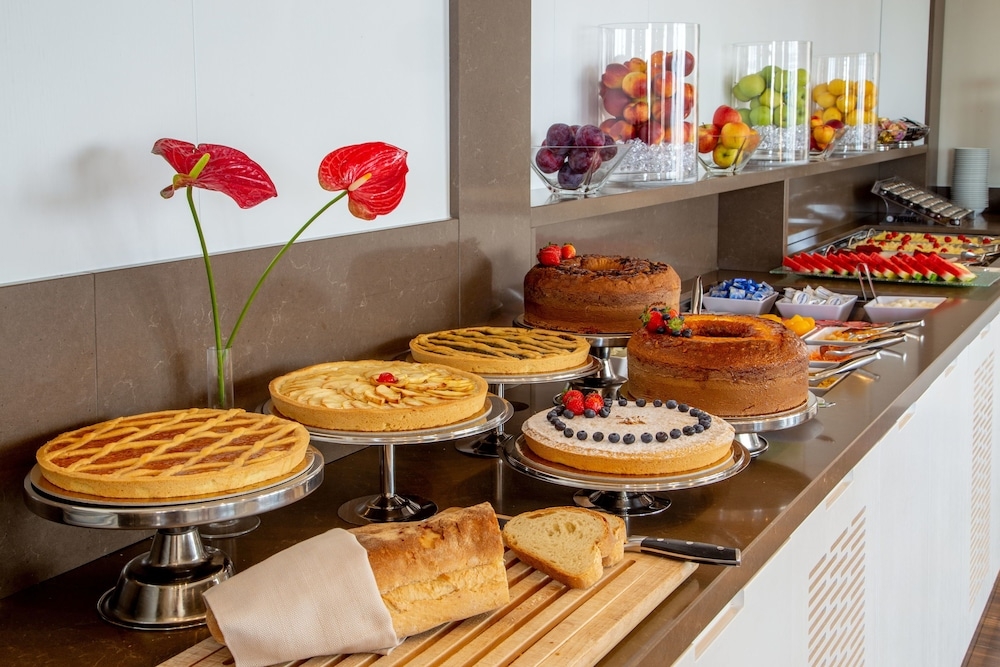 뷔페 아침 식사