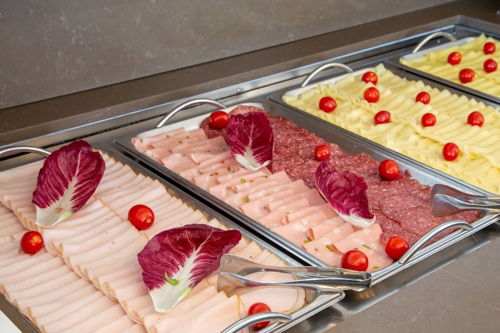 뷔페 아침 식사