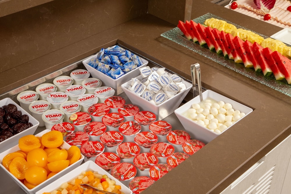 뷔페 아침 식사