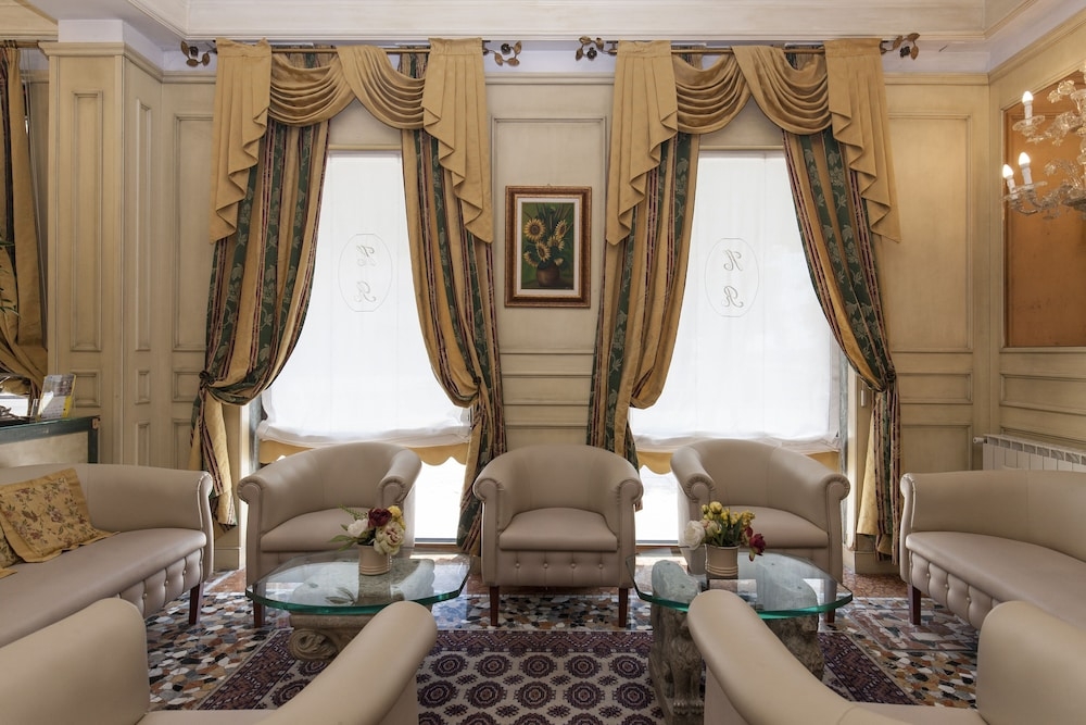 로비 좌석 공간