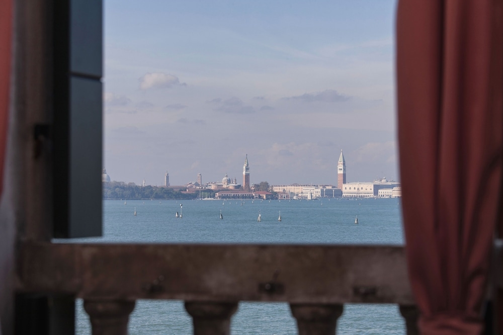 숙박 시설의 전망