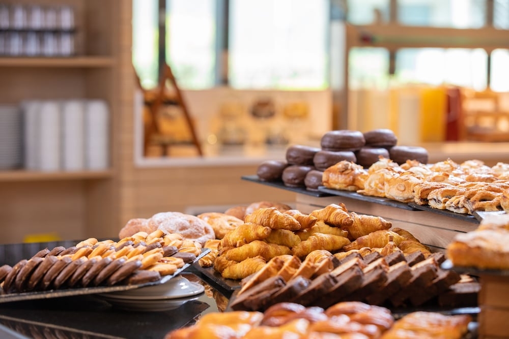 뷔페 아침 식사