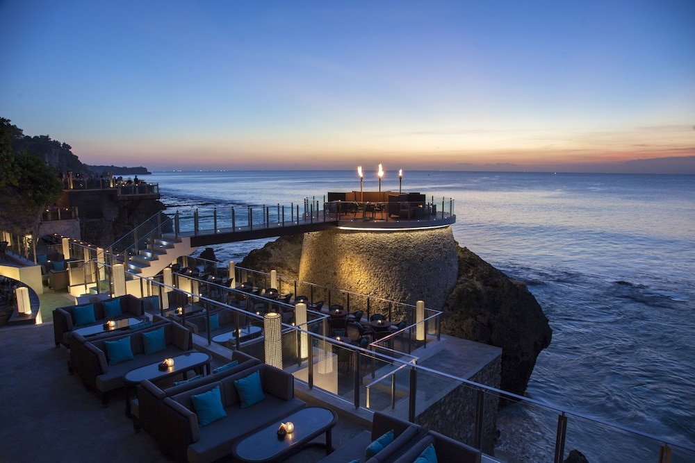 바(숙박 시설 내)