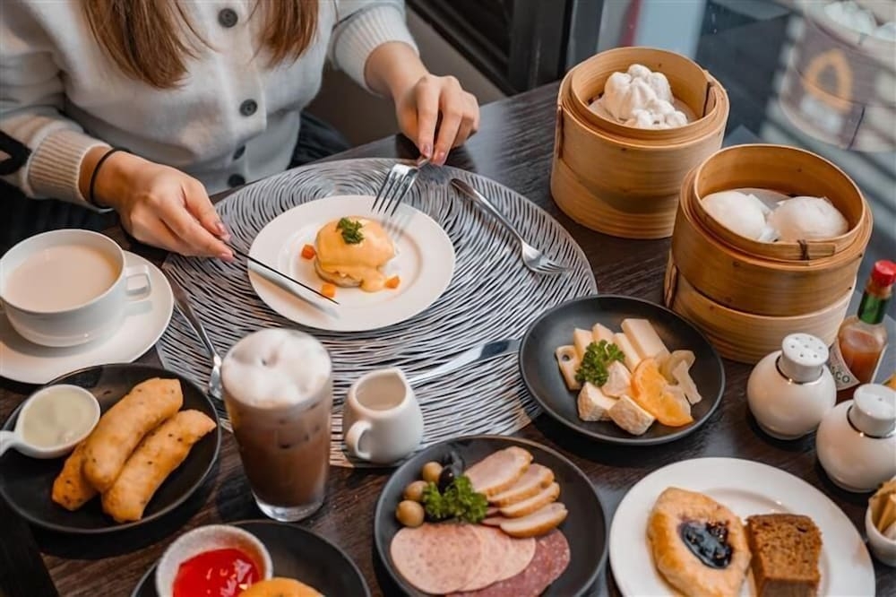 뷔페 아침 식사