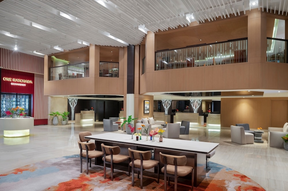 로비 좌석 공간