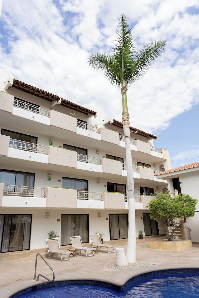 숙박 시설 정면