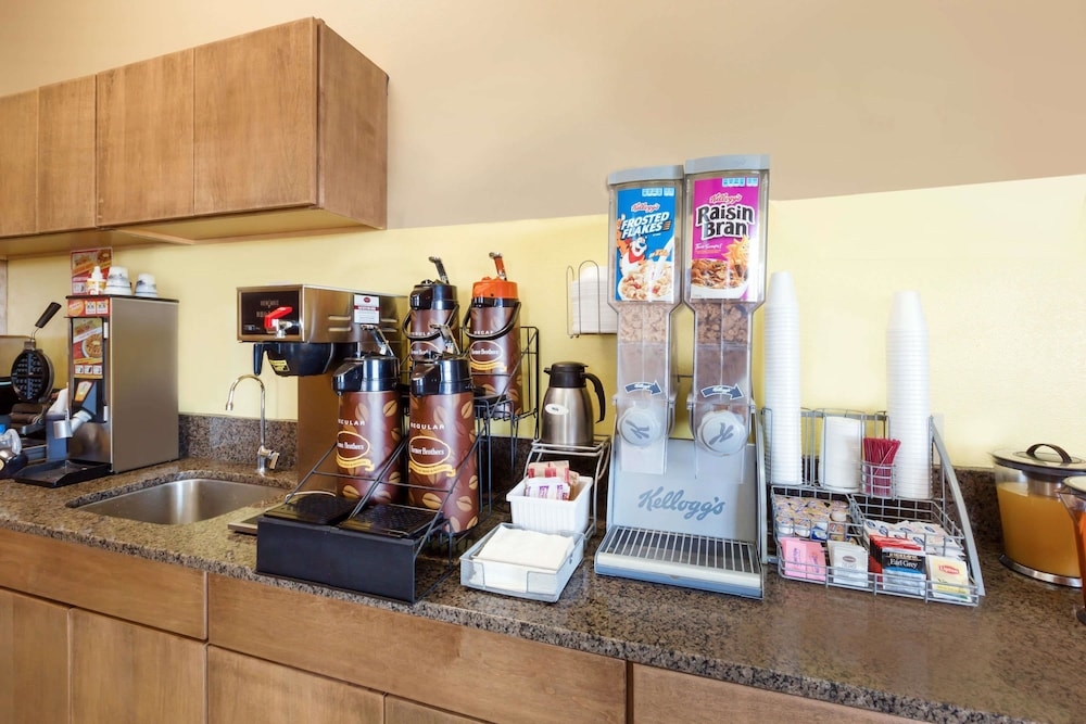 숙박 시설 내 편의 시설/서비스