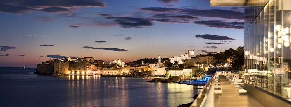 숙박 시설의 전망