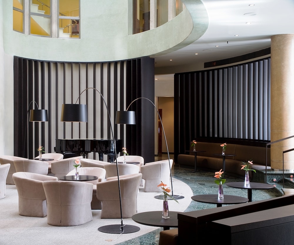 로비 좌석 공간