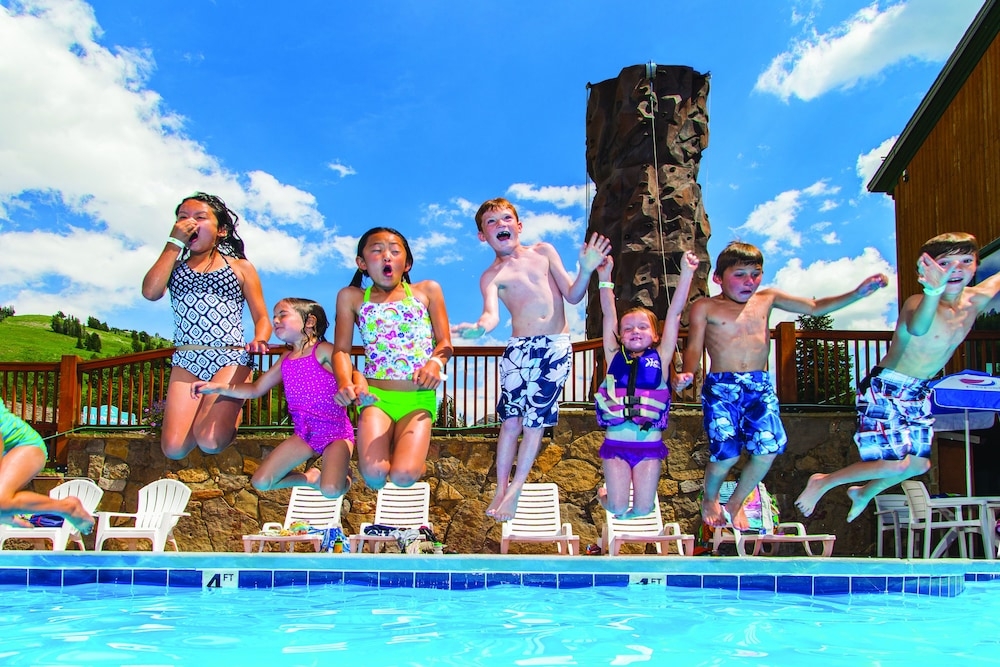 실내/야외 수영장