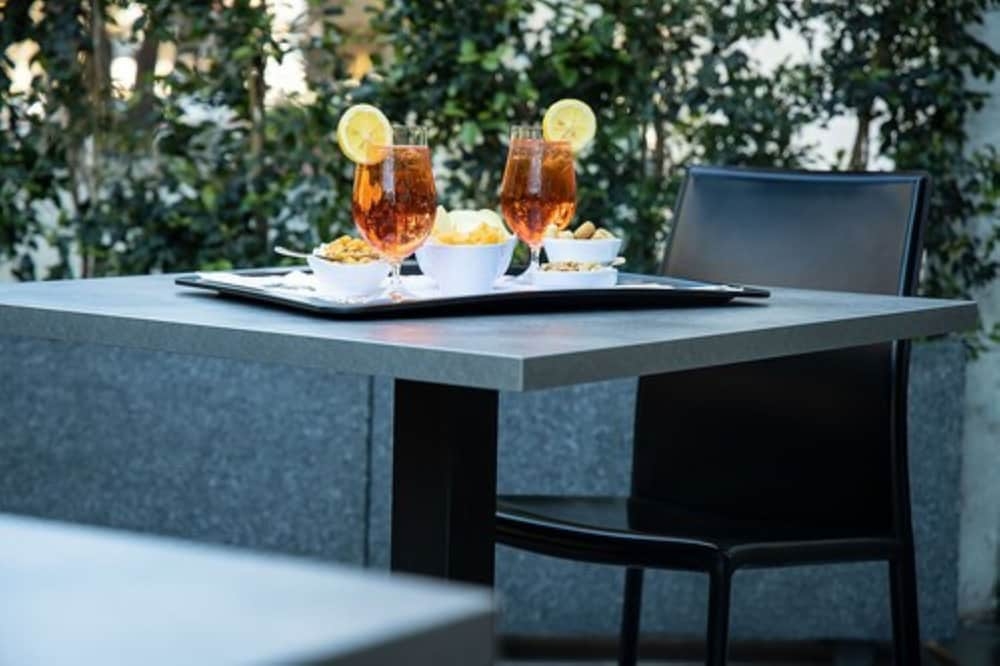 바(숙박 시설 내)