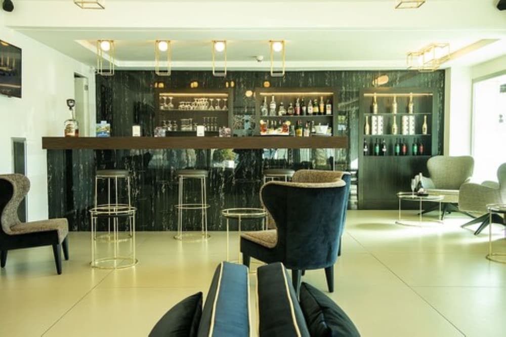 바(숙박 시설 내)