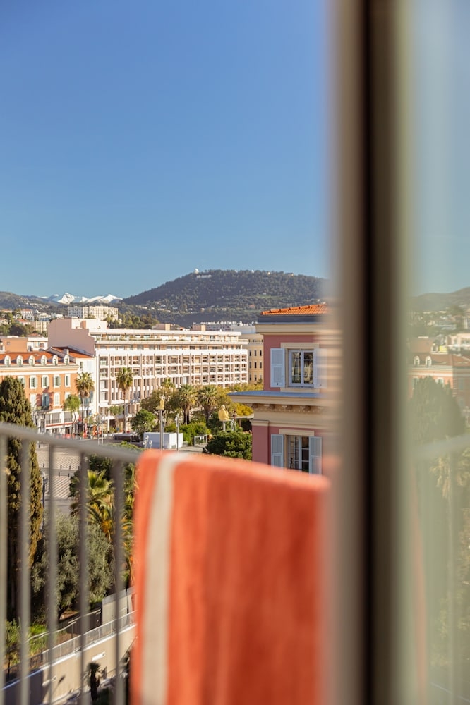 숙박 시설의 전망