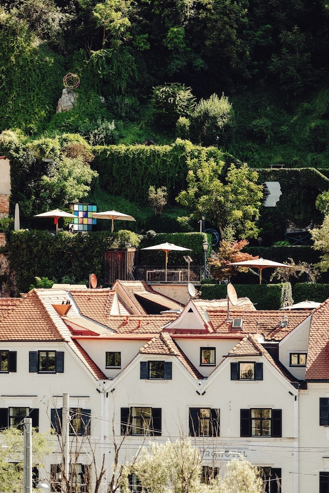 숙박 시설 정면