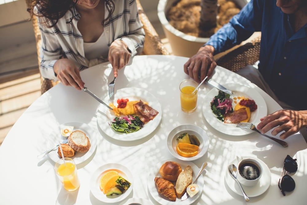 뷔페 아침 식사