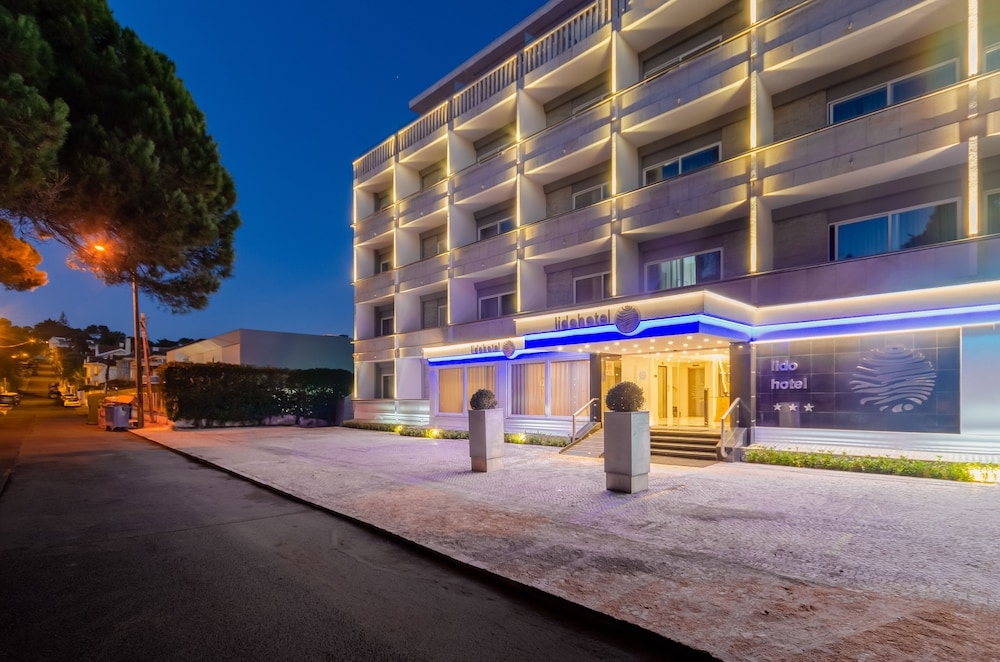 숙박 시설 정면