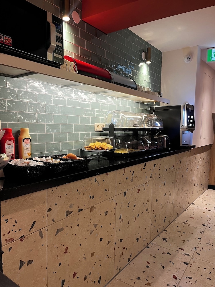 뷔페 아침 식사