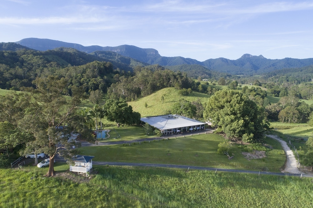 숙박 시설 구내
