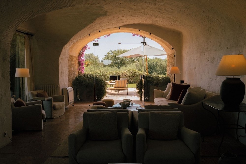 로비 좌석 공간