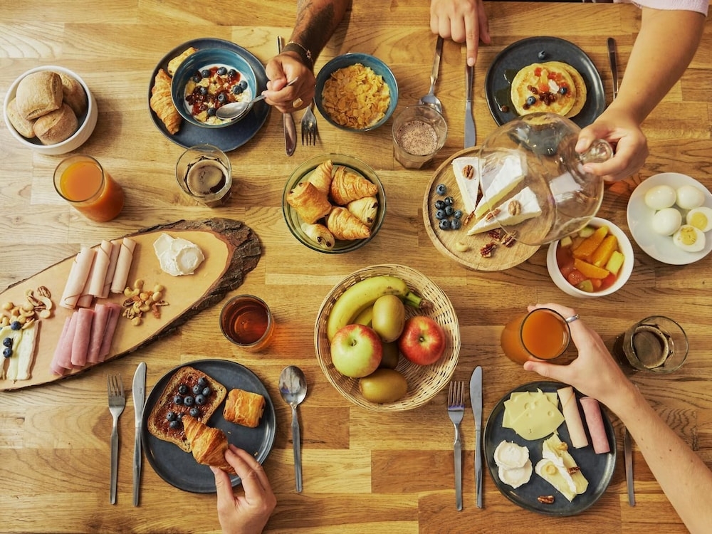 뷔페 아침 식사