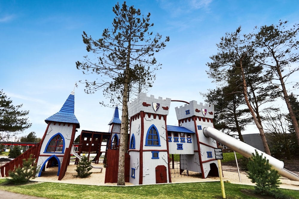 어린이 놀이 공간 - 야외