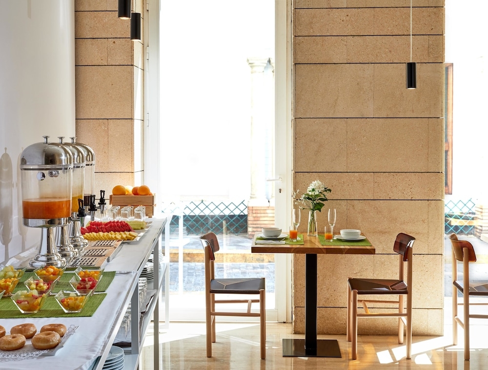 뷔페 아침 식사