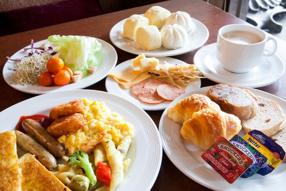 뷔페 아침 식사