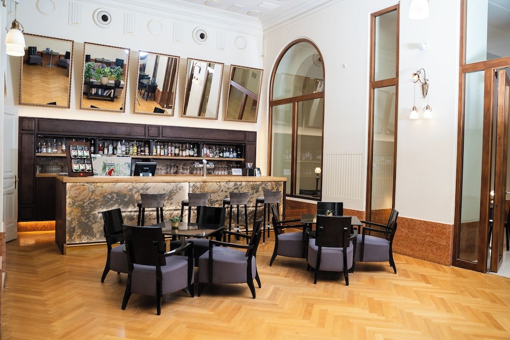 바(숙박 시설 내)